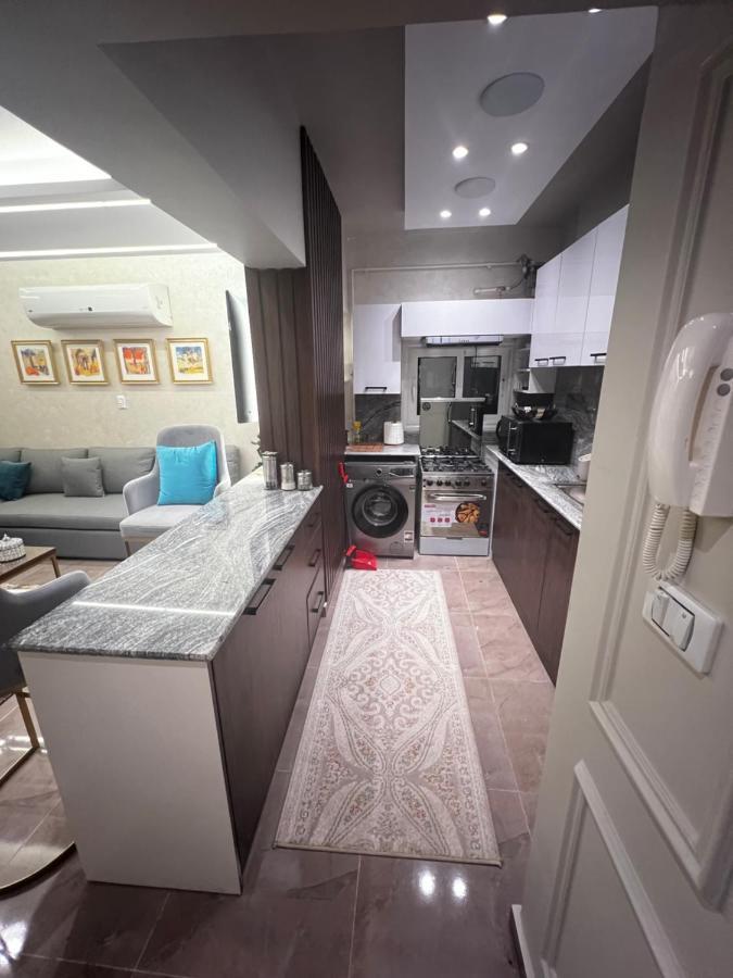 Luxury Flat With Garden And Private Entrance شقة فاخرة بحديقة و مدخل خاص Kairó Kültér fotó