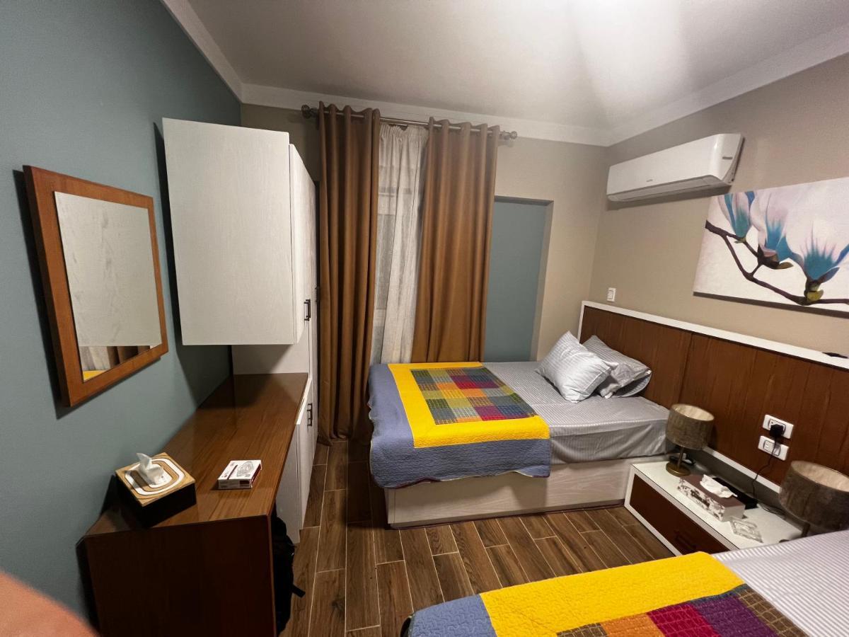 Luxury Flat With Garden And Private Entrance شقة فاخرة بحديقة و مدخل خاص Kairó Kültér fotó