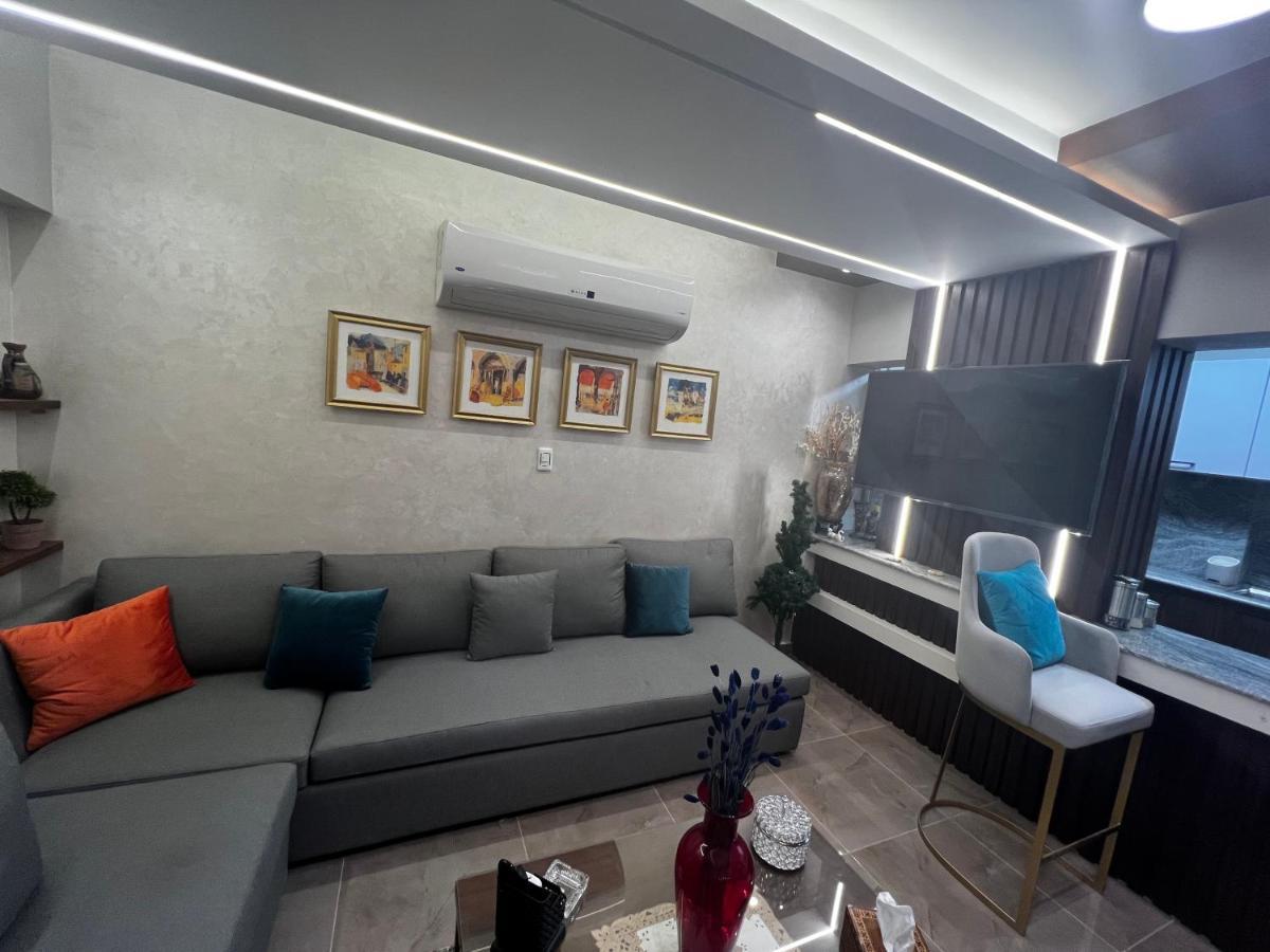 Luxury Flat With Garden And Private Entrance شقة فاخرة بحديقة و مدخل خاص Kairó Kültér fotó