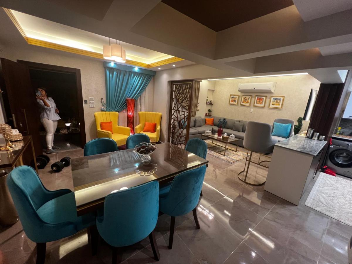 Luxury Flat With Garden And Private Entrance شقة فاخرة بحديقة و مدخل خاص Kairó Kültér fotó