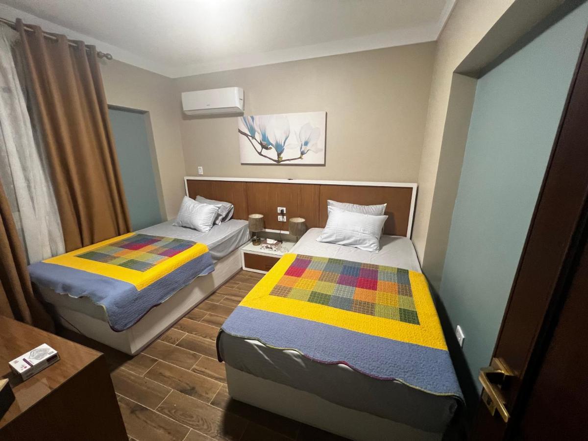 Luxury Flat With Garden And Private Entrance شقة فاخرة بحديقة و مدخل خاص Kairó Kültér fotó