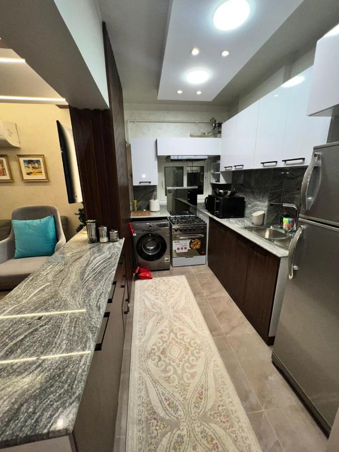 Luxury Flat With Garden And Private Entrance شقة فاخرة بحديقة و مدخل خاص Kairó Kültér fotó