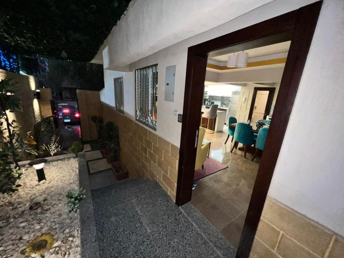 Luxury Flat With Garden And Private Entrance شقة فاخرة بحديقة و مدخل خاص Kairó Kültér fotó