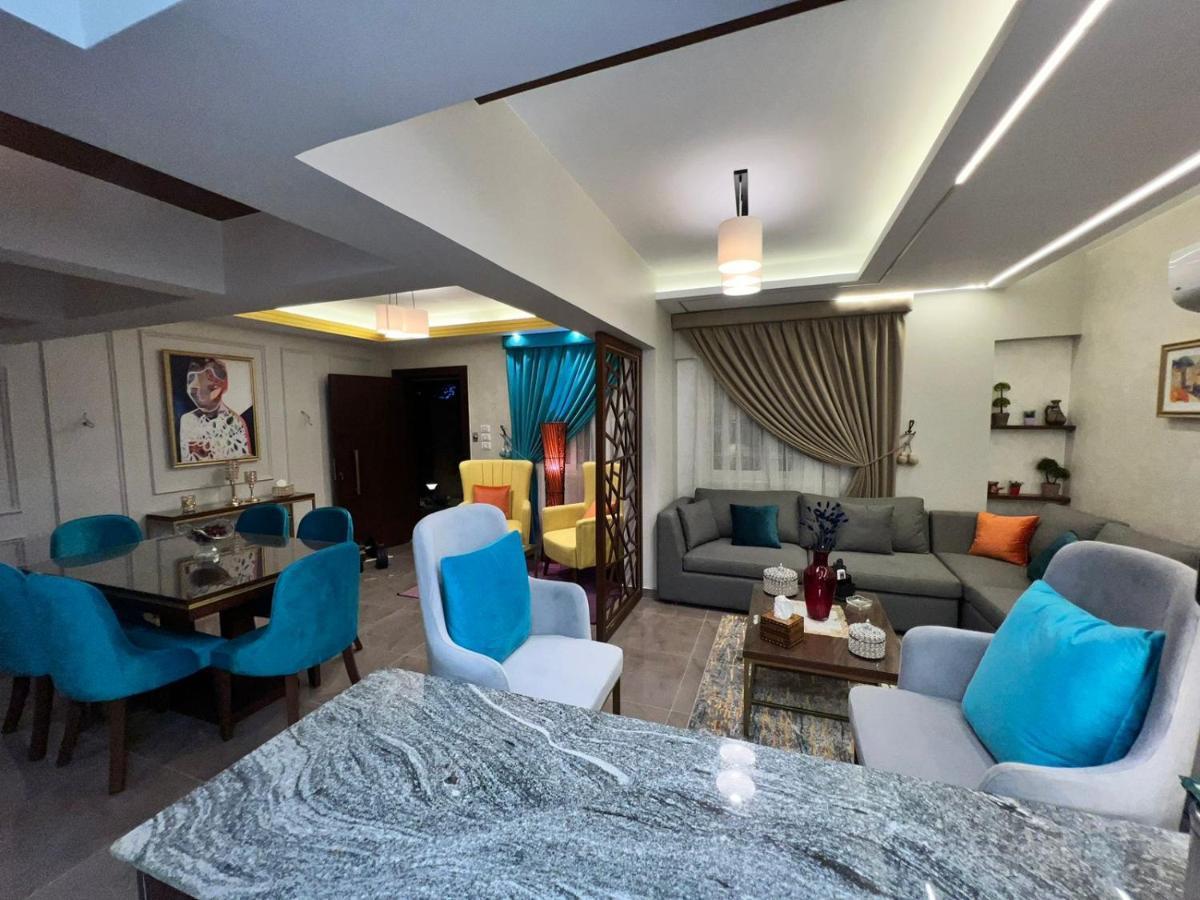 Luxury Flat With Garden And Private Entrance شقة فاخرة بحديقة و مدخل خاص Kairó Kültér fotó