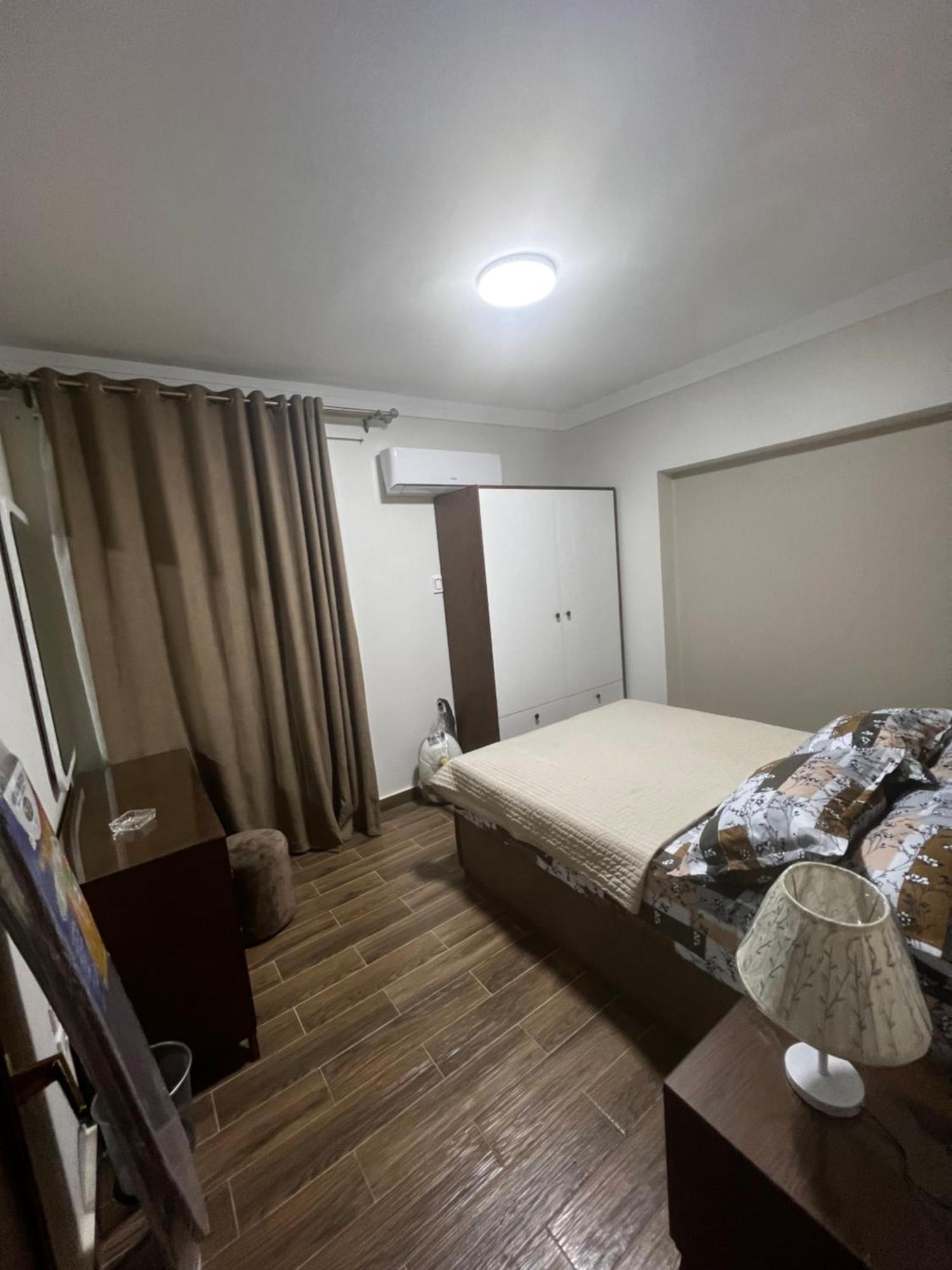 Luxury Flat With Garden And Private Entrance شقة فاخرة بحديقة و مدخل خاص Kairó Kültér fotó