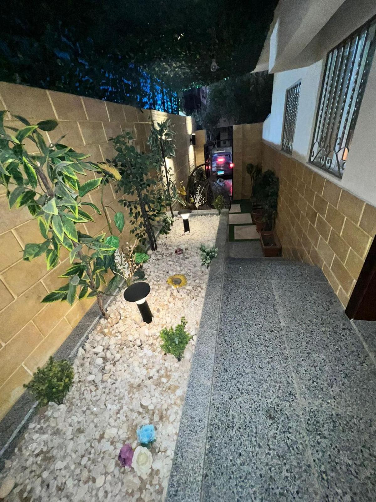 Luxury Flat With Garden And Private Entrance شقة فاخرة بحديقة و مدخل خاص Kairó Kültér fotó